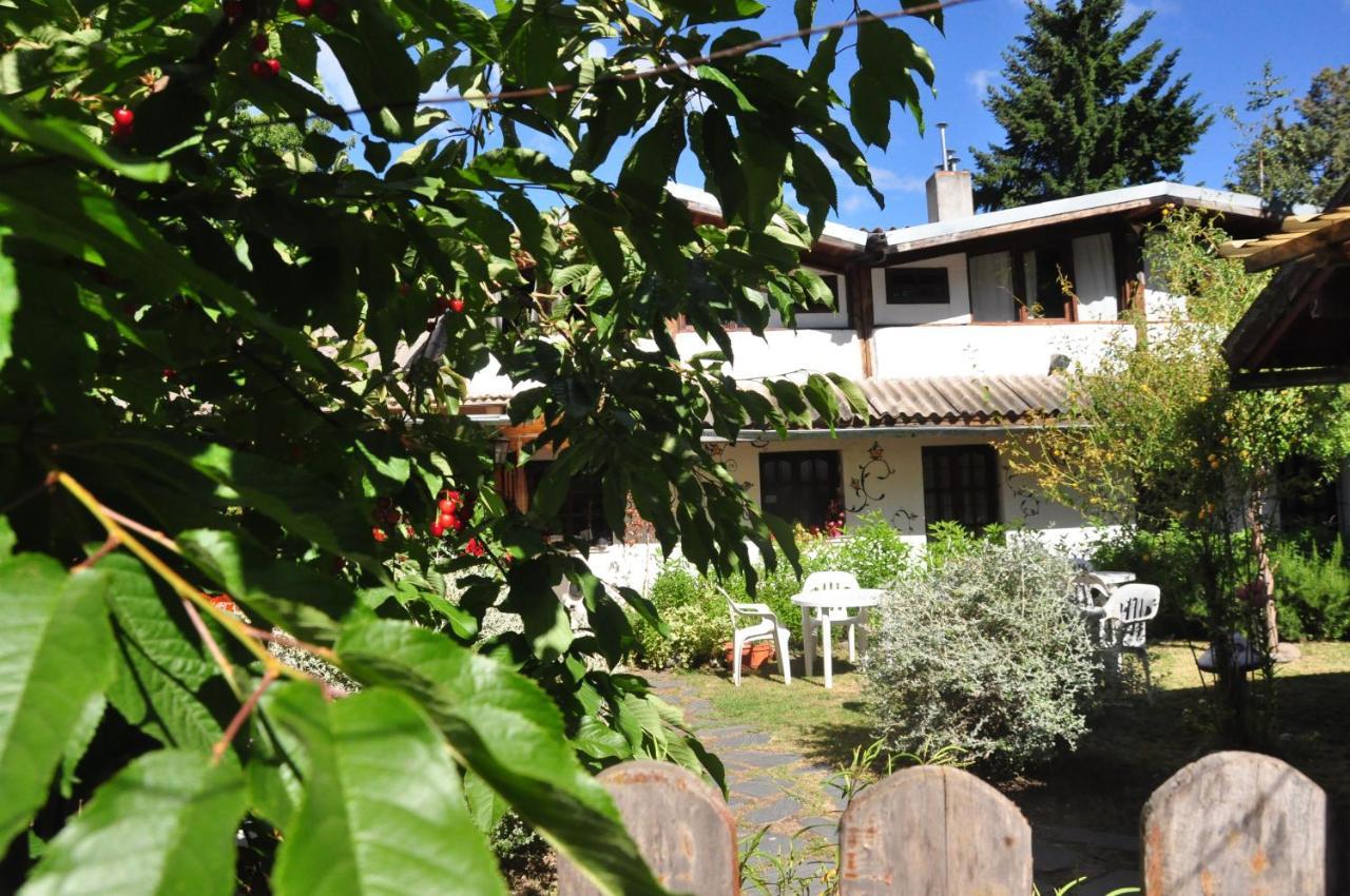 La Casa Del Arbol - Hostel El Bolsón المظهر الخارجي الصورة